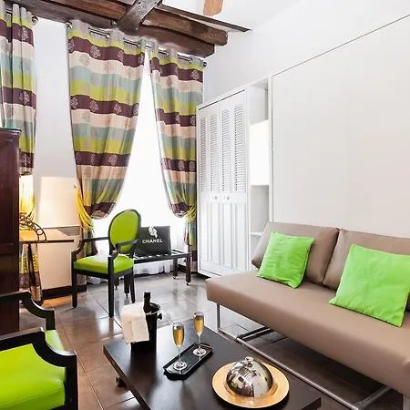 Отель Bersolys Saint-germain 3*
